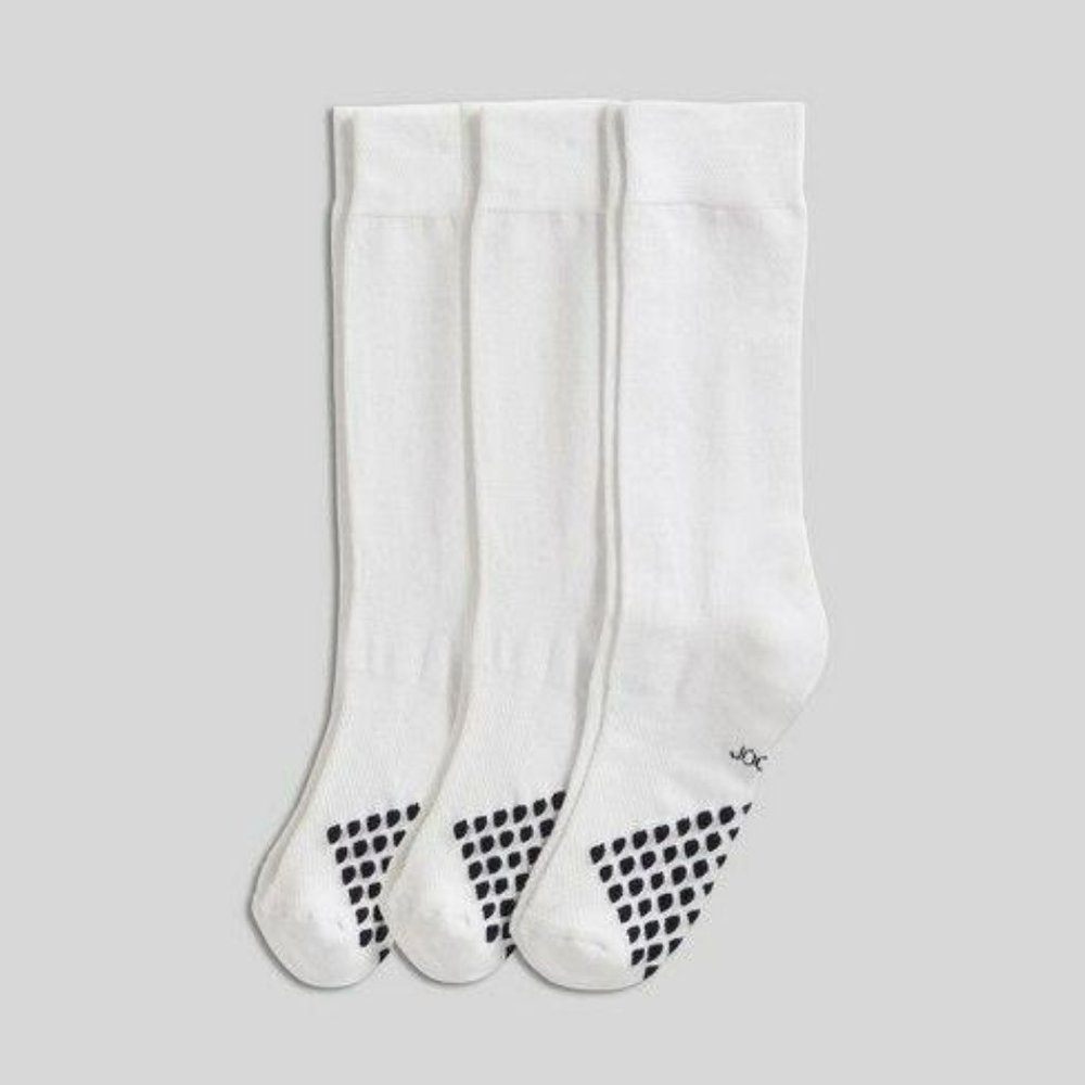 NWT Men White Crew Socks- 018019